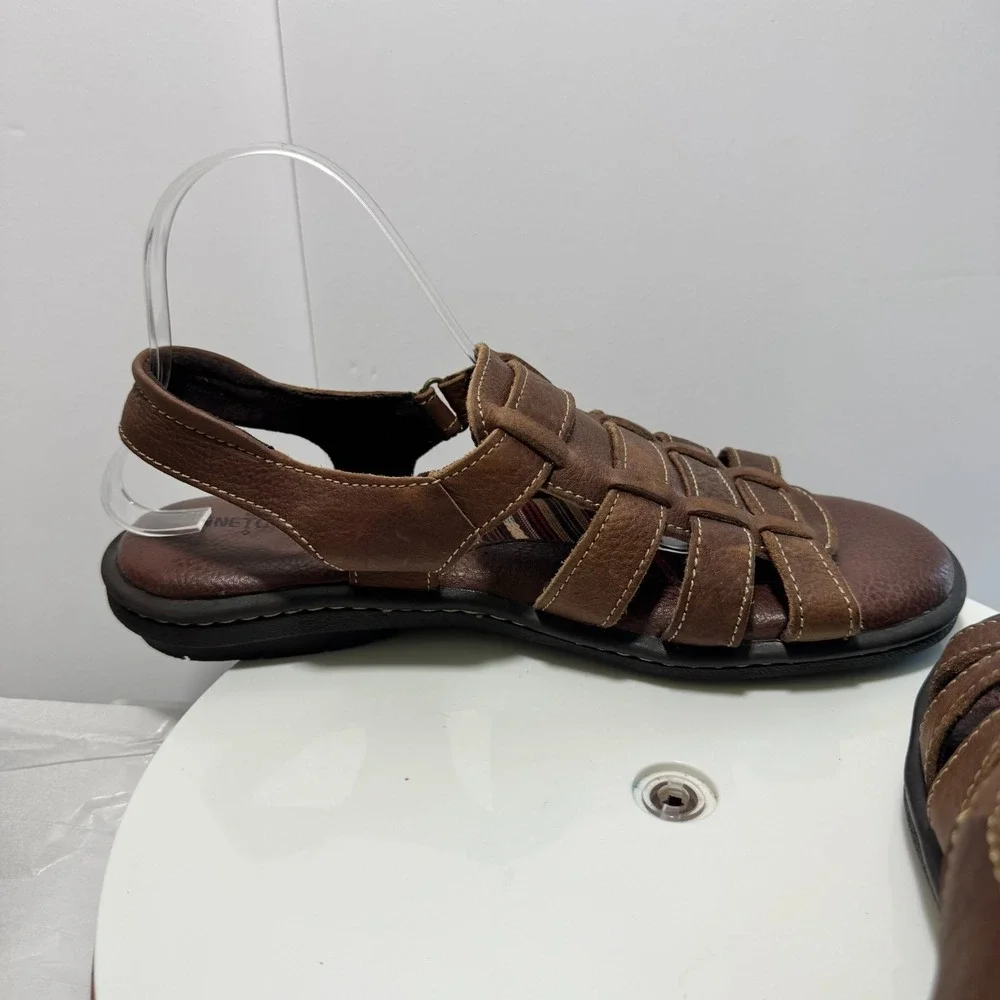 Minnetonka Sandals Shoes Mens Size 11WW Brown Leather Fisherman Hook Loop Casual